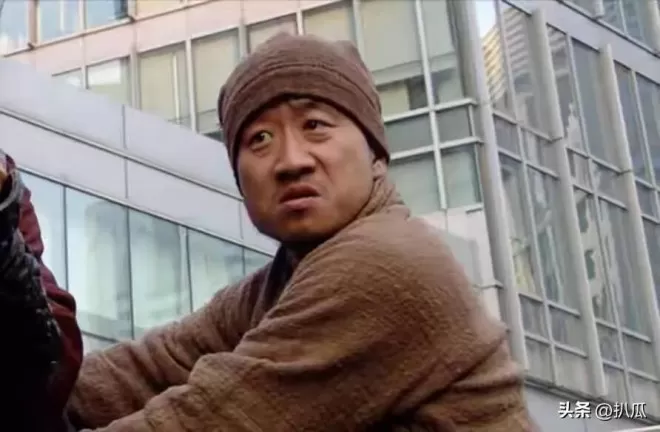李保田晚年现状曝光，住处杂乱喝10元桶水