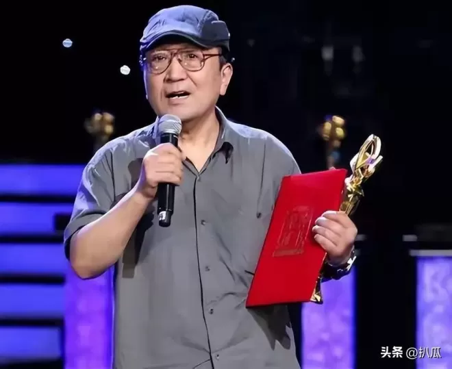 李保田晚年现状曝光，住处杂乱喝10元桶水
