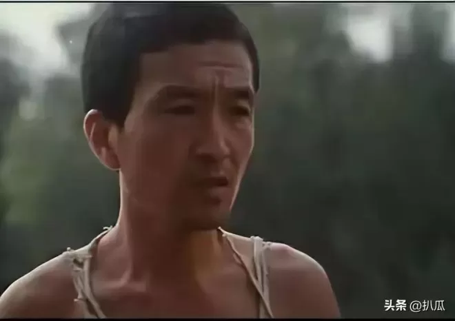 李保田晚年现状曝光，住处杂乱喝10元桶水