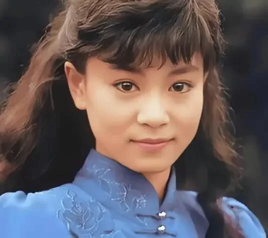 66岁演员刘雪华：感谢继子继女，圆了我被刘德凯毁掉的“母亲梦”