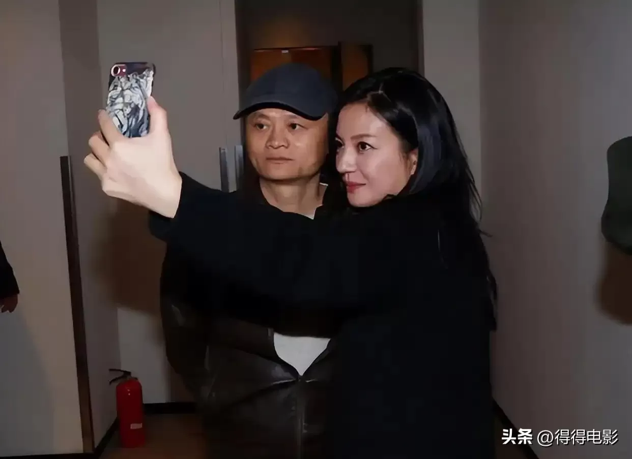 赵薇背后的男人浮出水面 黄有龙迎来最终结局