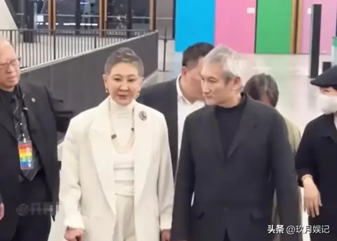 36年丁克一场空，施南生突传病重 76岁徐克曾被曝和小30岁助理产子