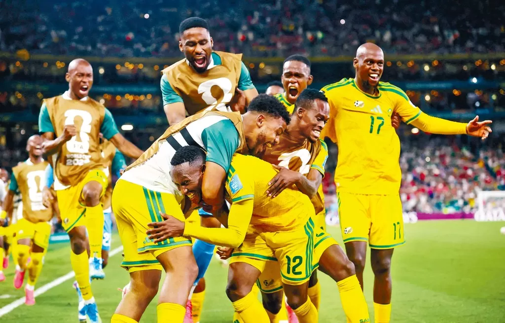 世界杯2026｜25岁南非国脚积顿阿当斯惊传身亡