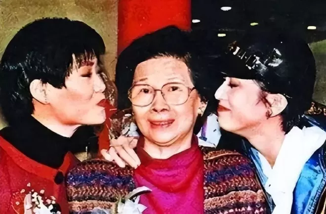 梅艳芳母亲100岁大寿,四个孩子离世仨,如今过的比谁都潇洒