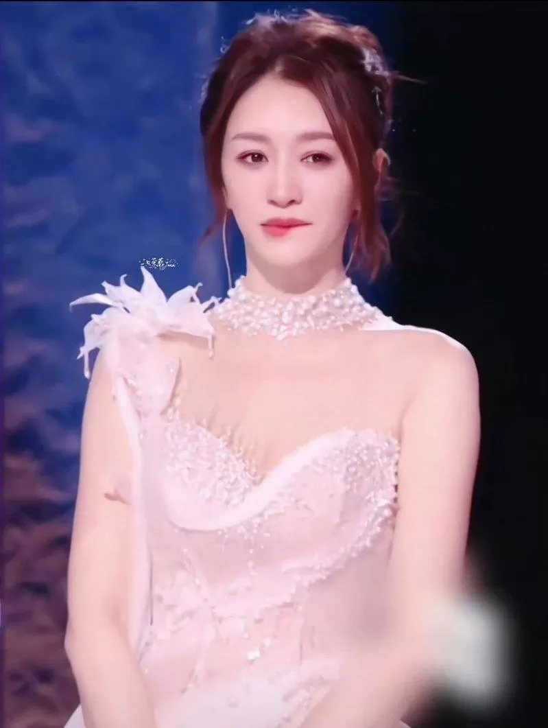 “浪姐7”李小冉惊传婚变 老公没工作“女强男弱”11年婚画句点