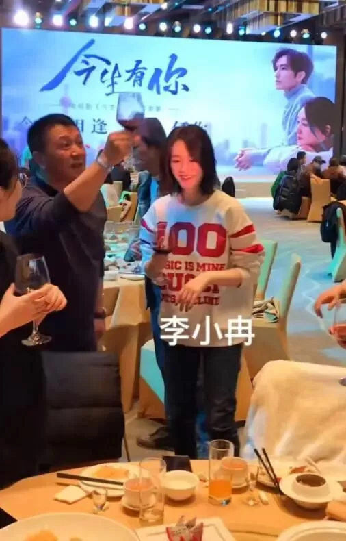 曝李小冉已离婚，知情者透露离婚原因,已分居两年