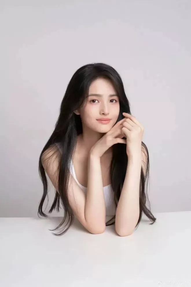 最新"星女郎"雪野个人信息曝光:19岁,东北人,171cm