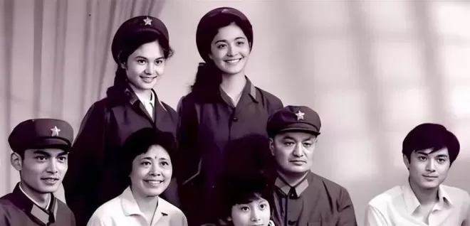 80年代家喻户晓女演员,嫁军委副主席儿子,离婚后混得咋样?