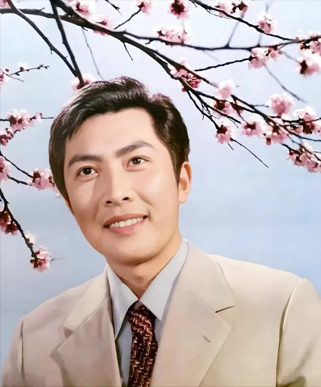她是唐国强的女儿，在亲情围剿中长大.....