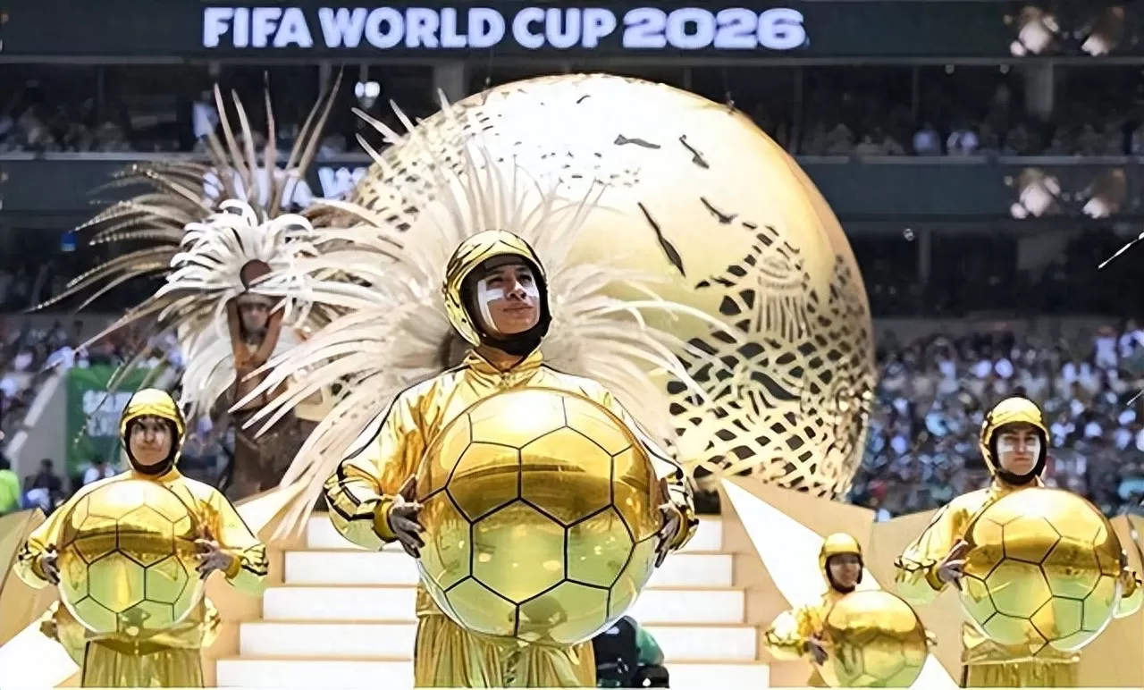 中国不办世界杯是明智的！FIFA拿走大头，承办国全在赔本赚吆喝！