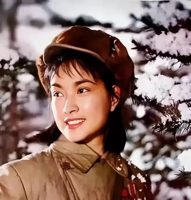 75岁刘晓庆拒绝无性婚姻，道出4婚3离真相