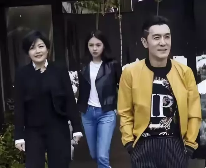 哈文道破李咏葬在美国的原因,不是不爱国,是回不来