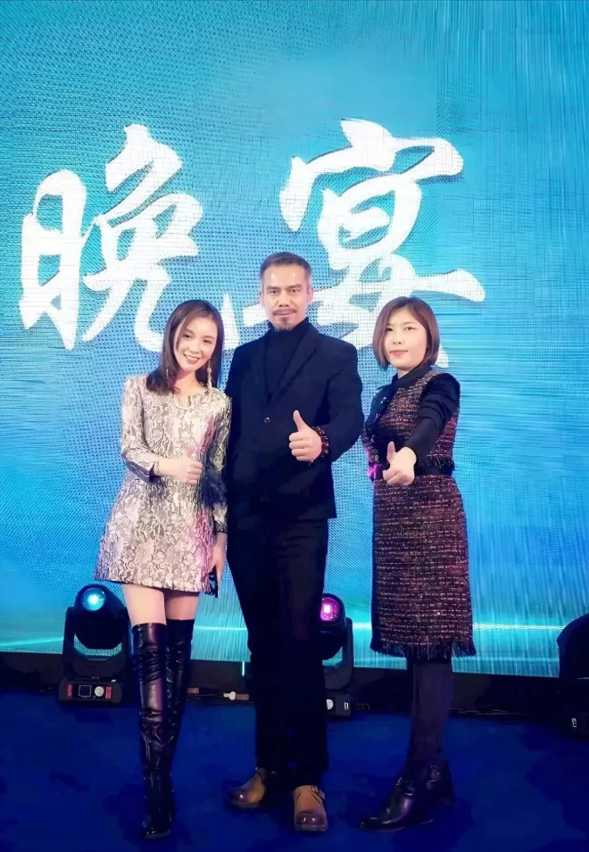 她是唐国强的女儿，在亲情围剿中长大.....