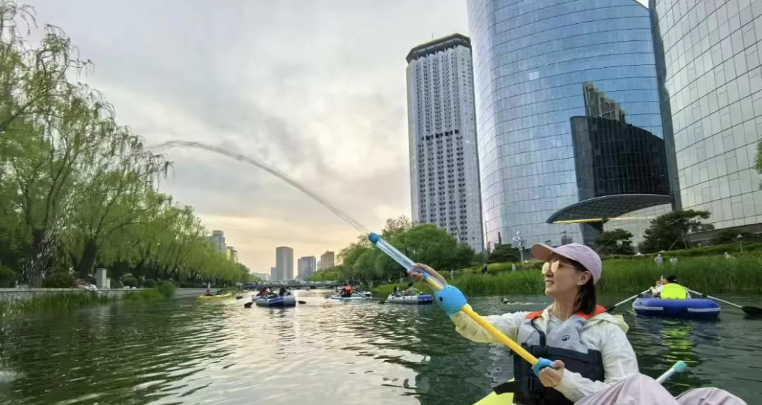 最懂夏天的北京中产，都在亮马河CityBoat