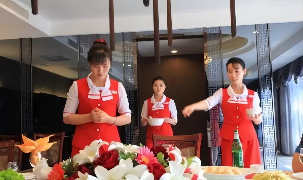 长春朝鲜餐厅：她们拒谈身世、不合影、不嫁中国，三年后神秘消失