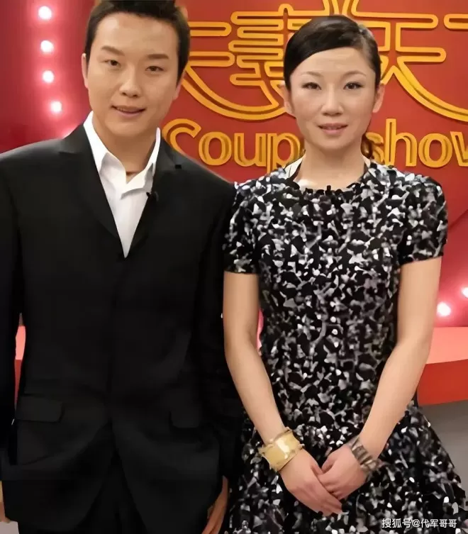 47岁李玉刚近况曝光！曾与美女范小宁相恋6年，如今还是单身让人唏嘘