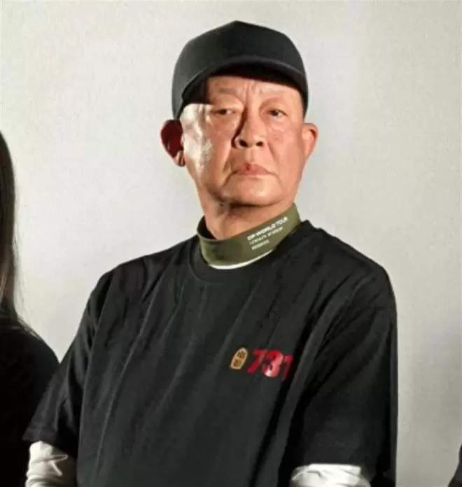 无缝衔接7任女友后,娶了富婆的59岁王志文,今憔悴不堪
