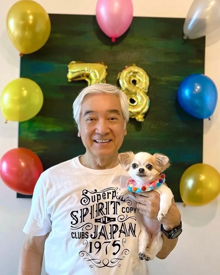 81岁秦沛荣升爷爷  徒手健身展现神级体能  女儿姜丽文惊讶：活得像18岁