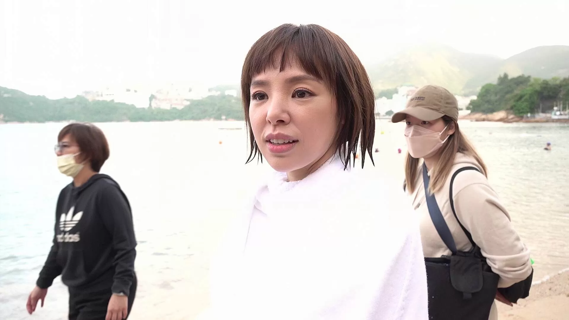 香港女星含泪宣布与闺蜜断交:对方欠债不还 失联超半年