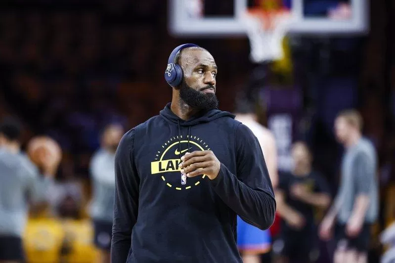NBA／詹皇下一步不急著决定 经纪人：无关薪资是看合适度