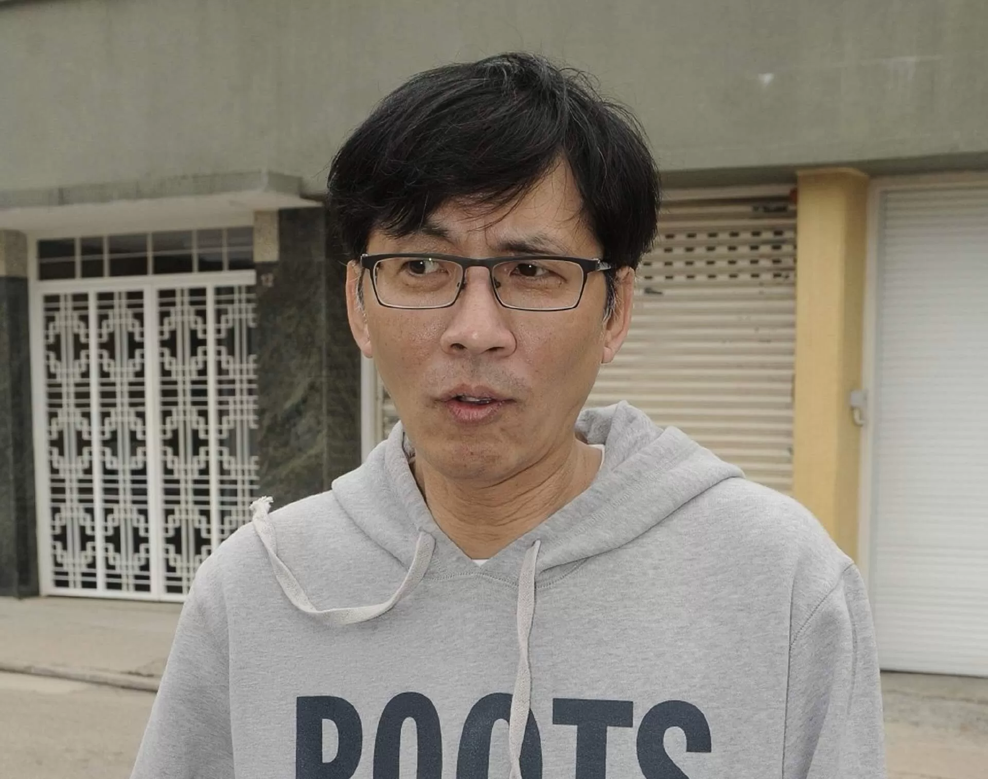 香港女星含泪宣布与闺蜜断交:对方欠债不还 失联超半年