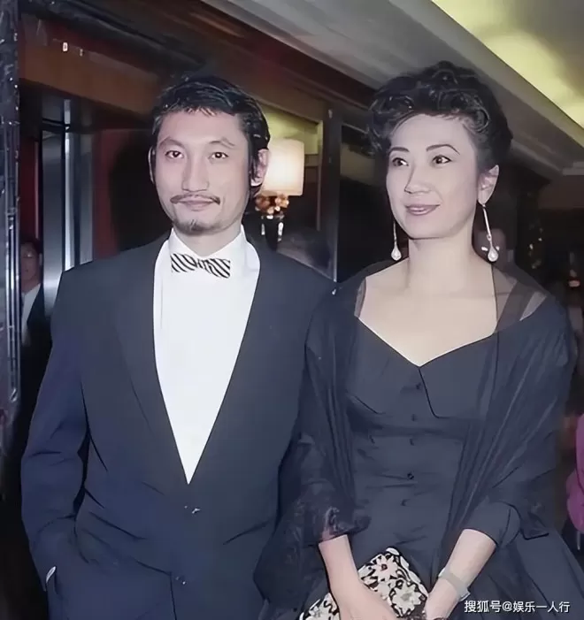 徐克医院守到崩溃痛哭！施南生数亿遗嘱曝光...