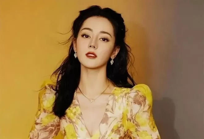 藏了13年！原来迪丽热巴的父亲竟是熟悉的他
