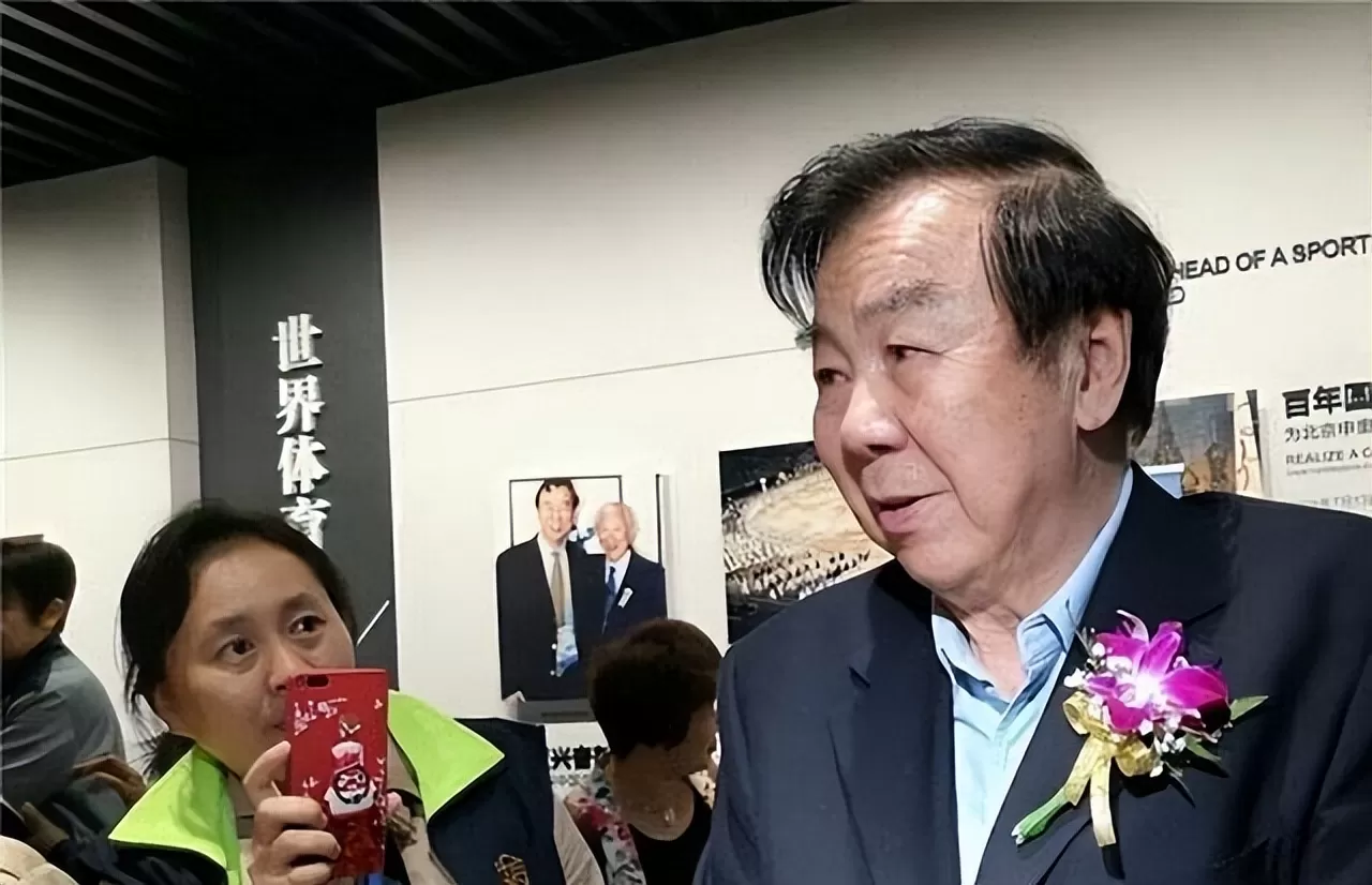 钱多没用?女排教父袁伟民的现状 给中老年人提了个醒