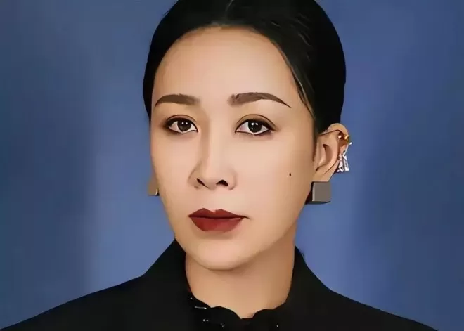 那英18岁儿子一出手,竟挽回她在前夫高峰面前丢掉的尊严