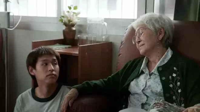 让父母住进养老院，是一种不孝吗？