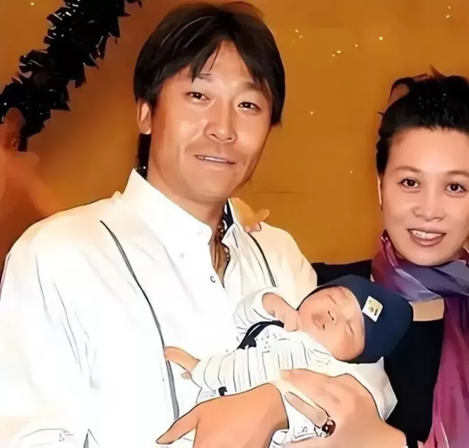 那英18岁儿子一出手,竟挽回她在前夫高峰面前丢掉的尊严