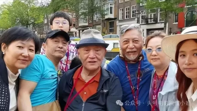 90岁牛犇病房送别儿子，让人泪目！