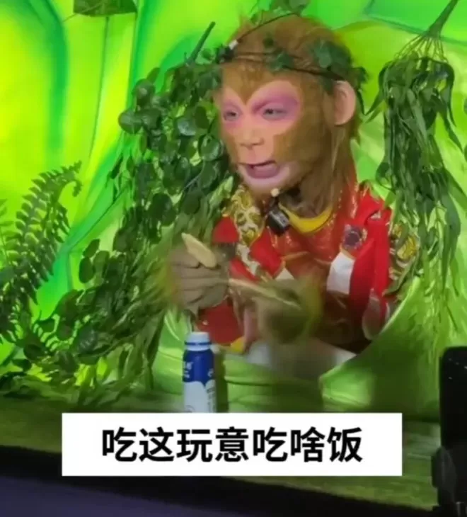 没戏拍的群演们从横店出逃，涌向全国旅游景区NPC