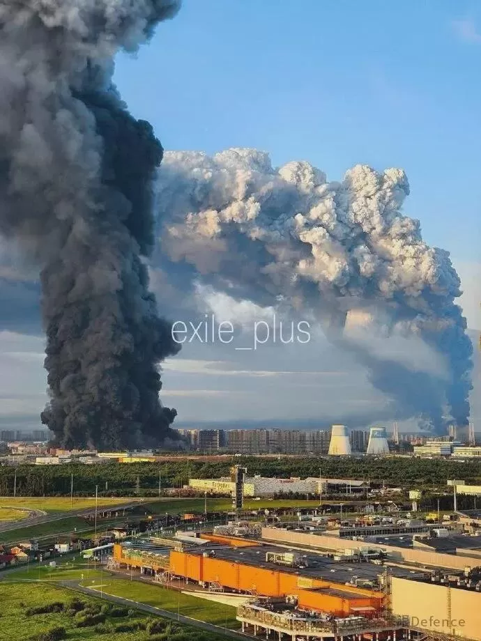 导弹轰炸时正在上班，基洛夫兵工厂伤亡惨重！俄罗斯博主们恐惧乌军新司令