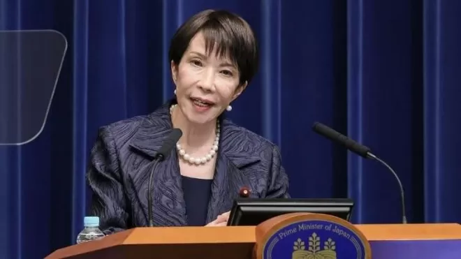 日本首相爆每天只睡3小时还要做家务 丈夫发声