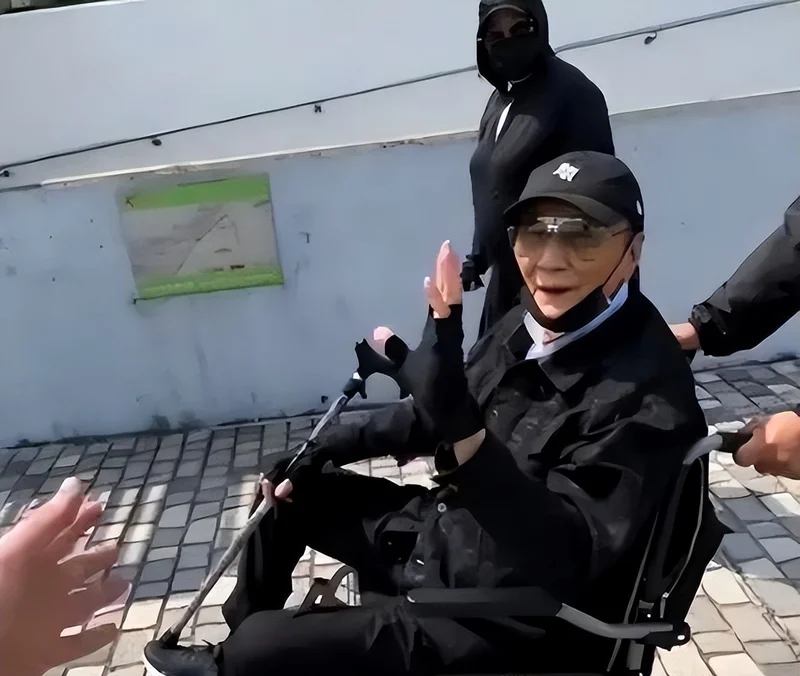 私人医生爆谢贤生前猛料 张柏芝三胎生父藏不住