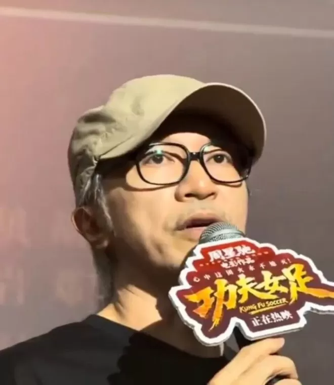 董宇辉采访周星驰，尴尬至极