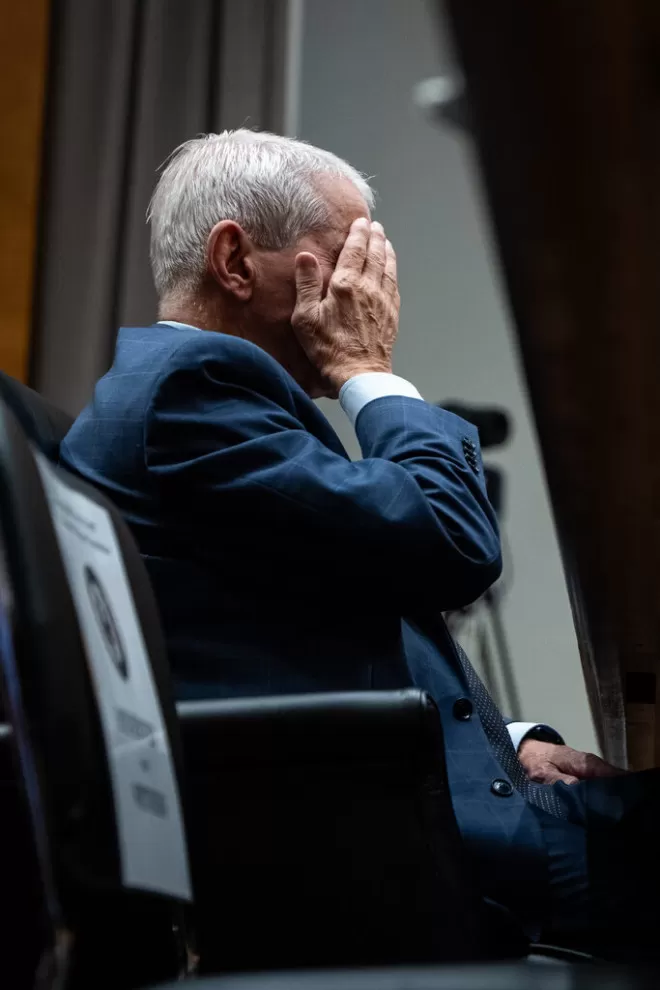 纽约时报：福奇听证会，一场政治闹剧