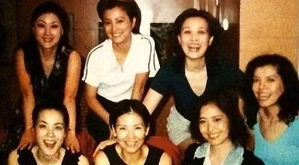 还记得她吗？曾经的京城第一名媛