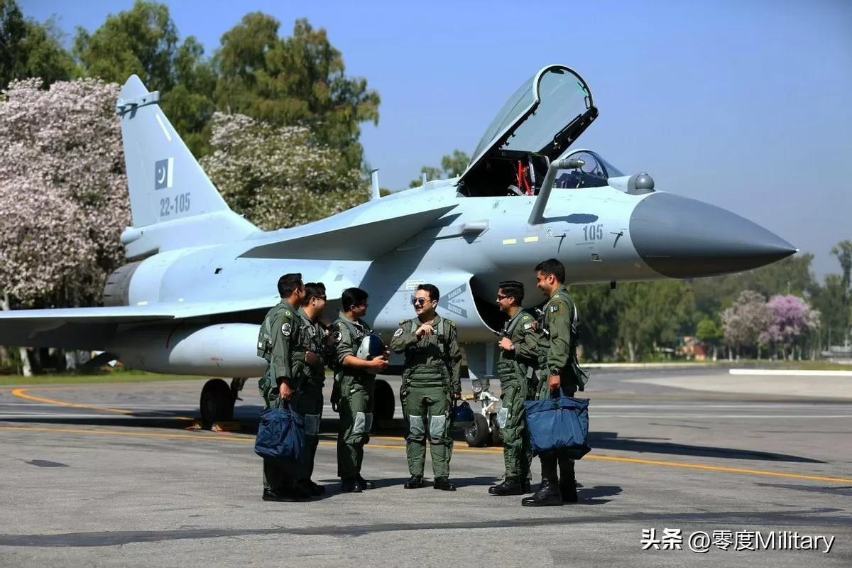 印媒：西方试图诱导巴基斯坦空军飞行员，驾驶歼-10CE战斗机叛逃