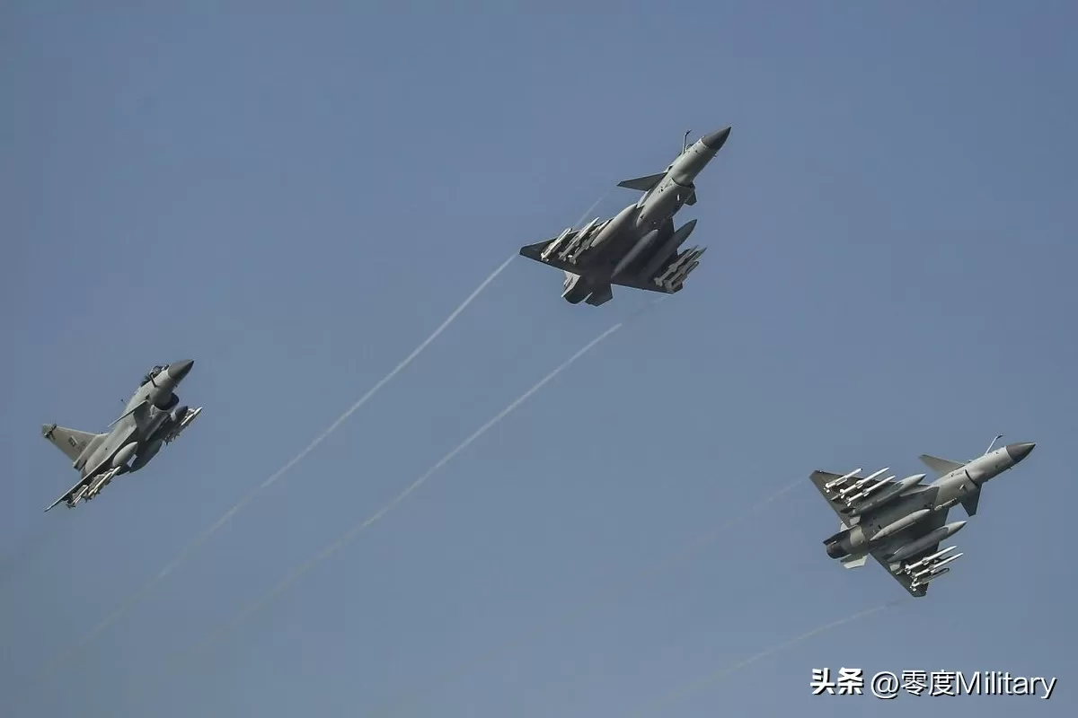 印媒：西方试图诱导巴基斯坦空军飞行员，驾驶歼-10CE战斗机叛逃