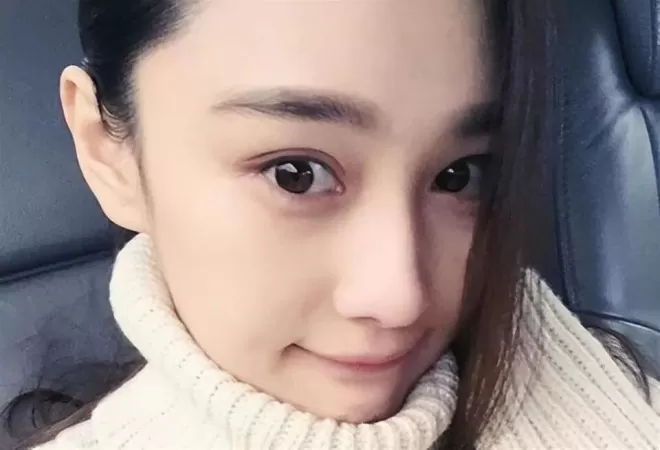 和李晨分开后结缘军官，相伴七年养育孩子