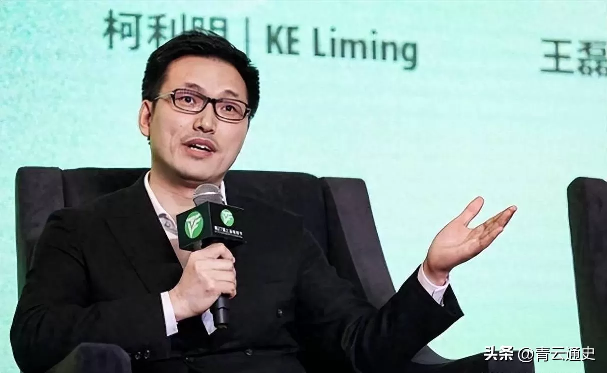 家底掏空！王健林只剩一样没卖，比千亿身家还扛造