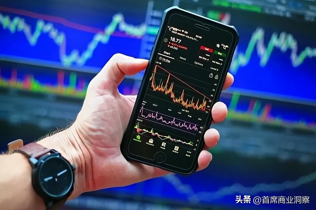 7万人离场，收入断崖下滑！曾令人羡慕的“金饭碗”岗位正被清零