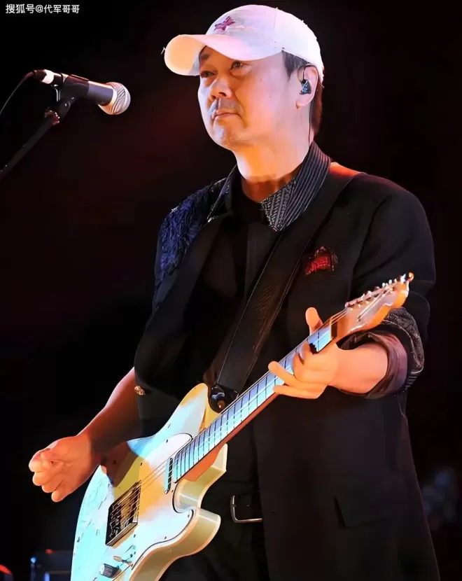 65岁摇滚教父崔健近况曝光！曾与宋小红未婚生女，如今婚恋成谜让人唏嘘