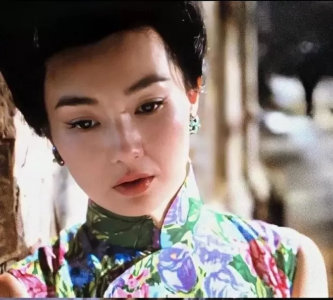 王祖贤出售20岁肖像权,当年的港圈美人现状各有千秋
