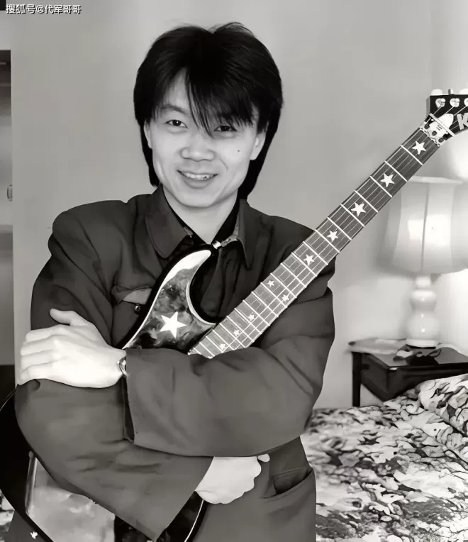 65岁摇滚教父崔健近况曝光！曾与宋小红未婚生女，如今婚恋成谜让人唏嘘
