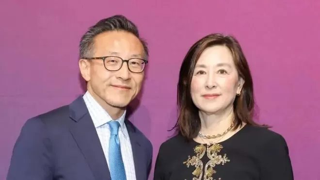 60岁吴明华离婚3天亮相，大女主气场绝了！蔡崇信娶她为啥被说“高攀”？