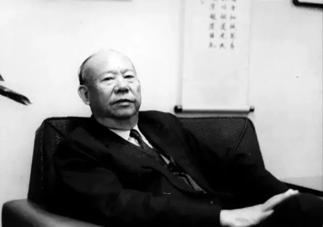 60岁吴明华离婚3天亮相，大女主气场绝了！蔡崇信娶她为啥被说“高攀”？