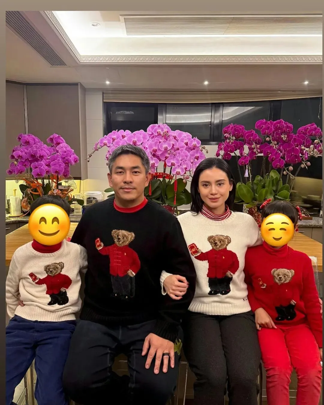 大瓜! 百亿千金老公被曝跟长发美女又搂又亲 大温商场排队被拍 不是自己老婆！